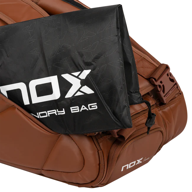 Abrir imagem na galeria, SACO DE PADEL NOX PRO SERIES CASTANHO CAMEL
