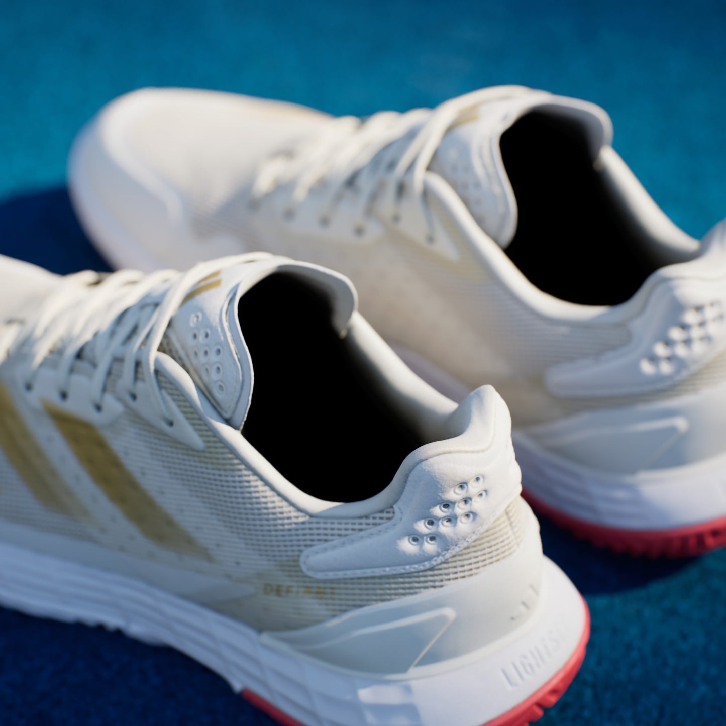 SAPATILHAs PADEL SENHORA ADIDAS DEFIANT SPEED 2 white/gold metallic
