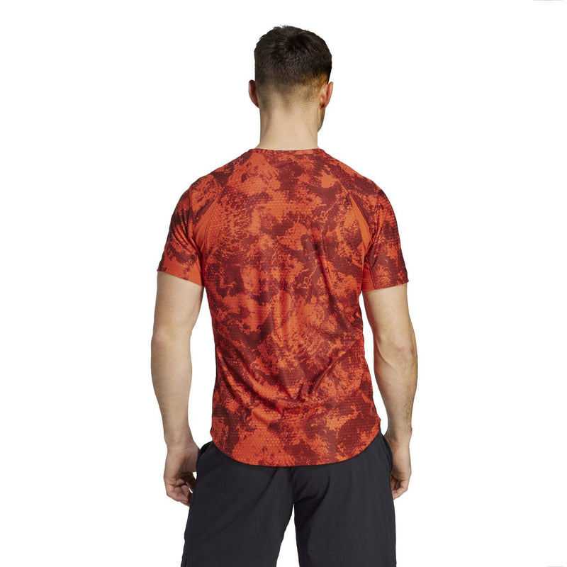 Laden Sie das Bild in Galerie -Viewer, T-SHIRT HOMEM ADIDAS PARIS FRL ROJADO