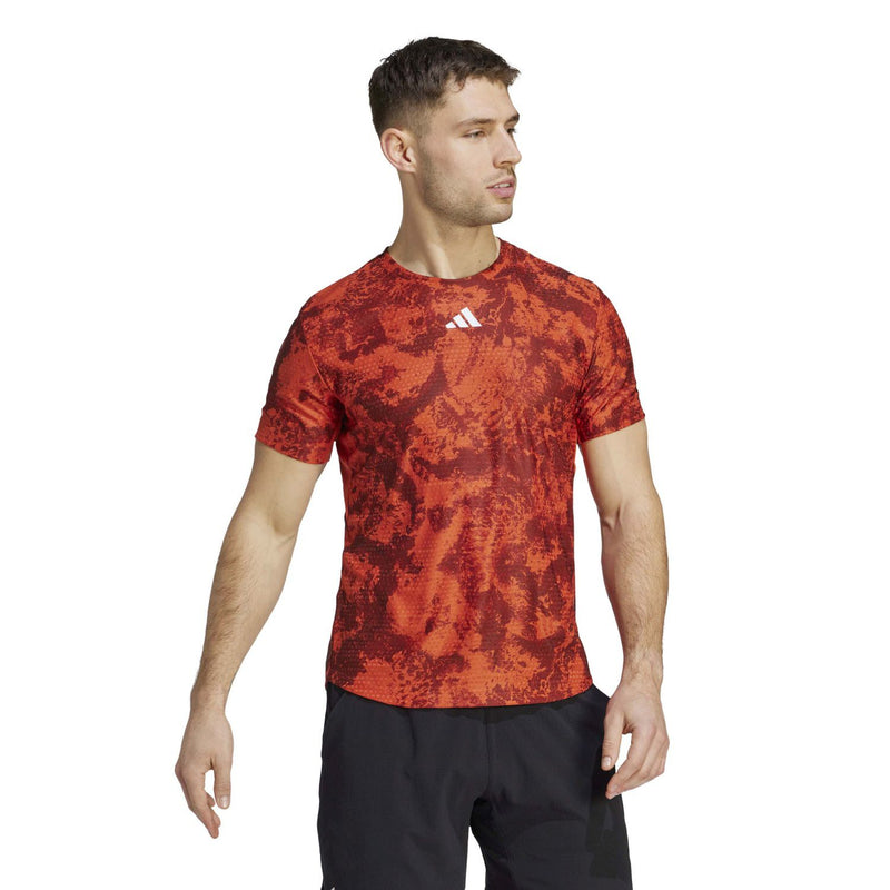 Laden Sie das Bild in Galerie -Viewer, T-SHIRT HOMEM ADIDAS PARIS FRL ROJADO