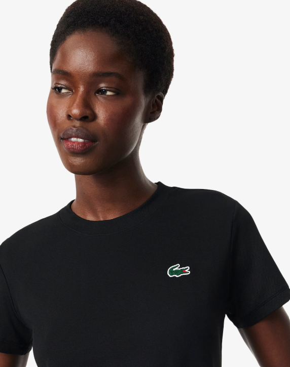 Carica immagine in Galleria Viewer, T-SHIRT MULHER LACOSTE SLIM FIT COM TECNOLOGIA ULTRA-DRY PRETA