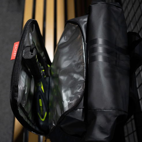 Cargue la imagen en el visor de la galería, MOCHILA DE PÁDEL ADIDAS MULTIGAME NEGRA 2026 DE ALE GALÁN