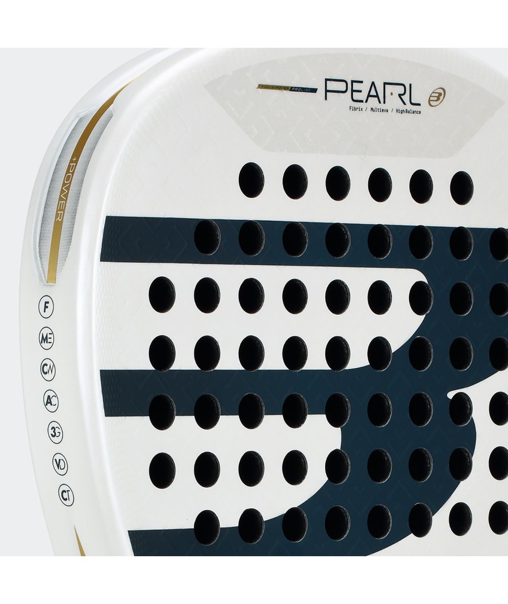 RAQUETE DE PADEL BULLPADEL PEARL 26 de BEA GONZÁLEZ