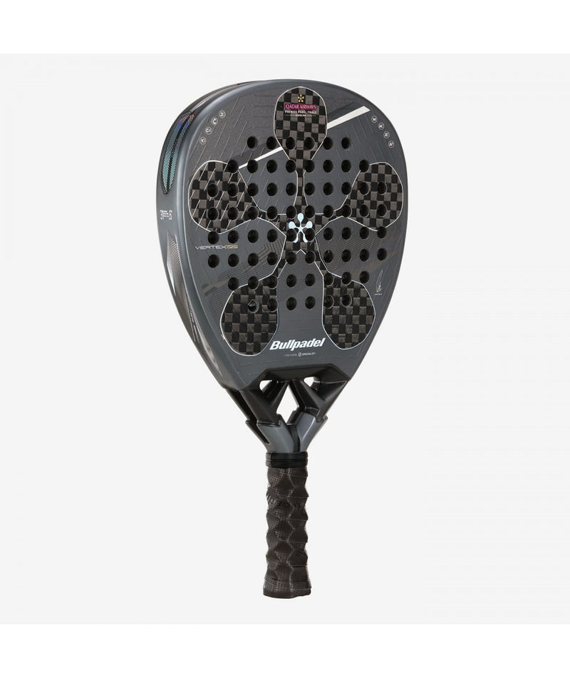 Abrir imagem na galeria, RAQUETE DE PADEL BULLPADEL VERTEX 05 TF 25 de JUAN TELLO