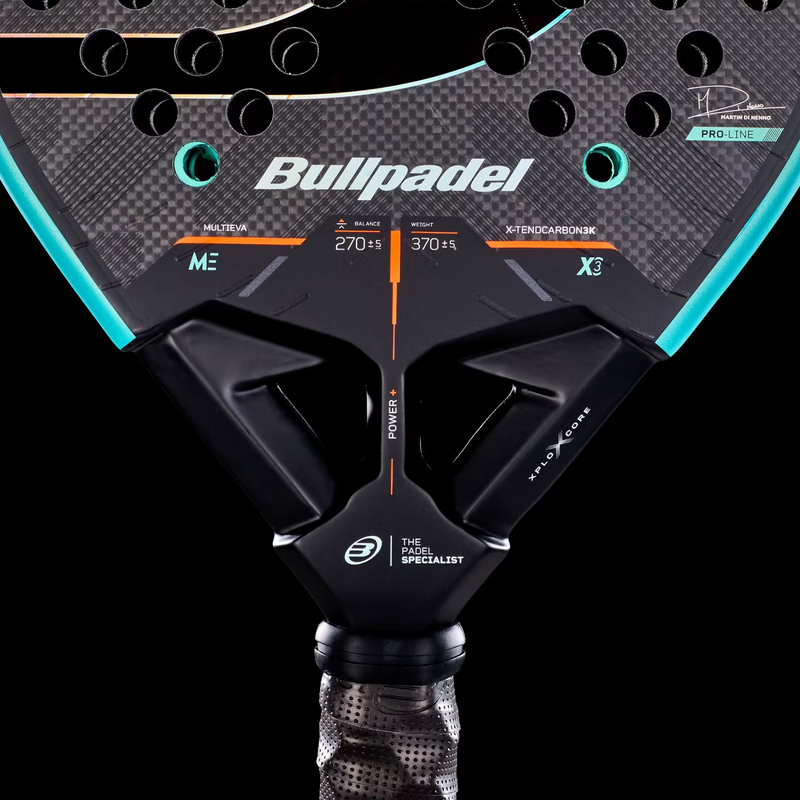 Abrir imagem na galeria, RAQUETE DE PADEL BULLPADEL XPLO 02 27 DE MARTIN DI NENNO - PRÉ-VENDA