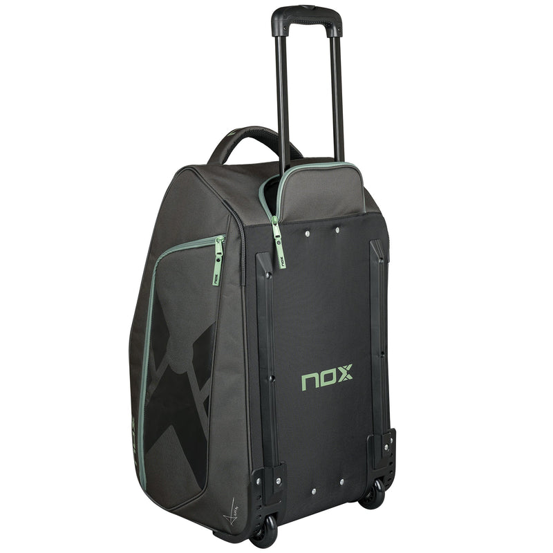 Carica immagine in Galleria Viewer, SACO DE PADEL NOX TROLLEY AT10 COMPETITION VERDE