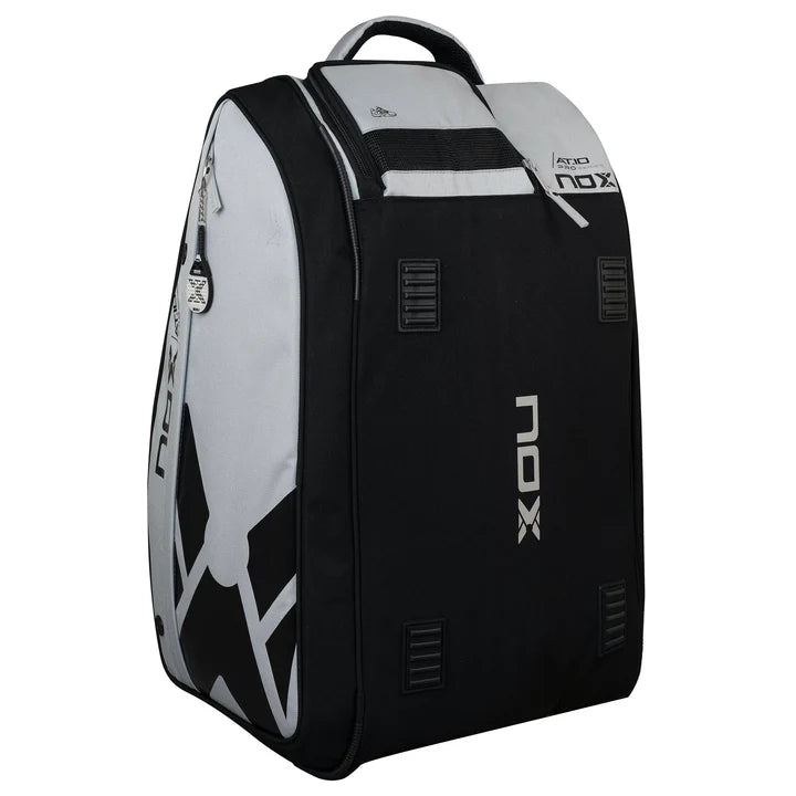SACO DE PADEL NOX COMPACTO AT10 COMPETITION XL