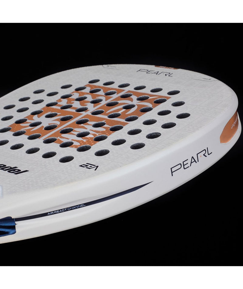 Abrir imagem na galeria, RAQUETE DE PADEL BULLPADEL PEARL 27 de BEA GONZÁLEZ