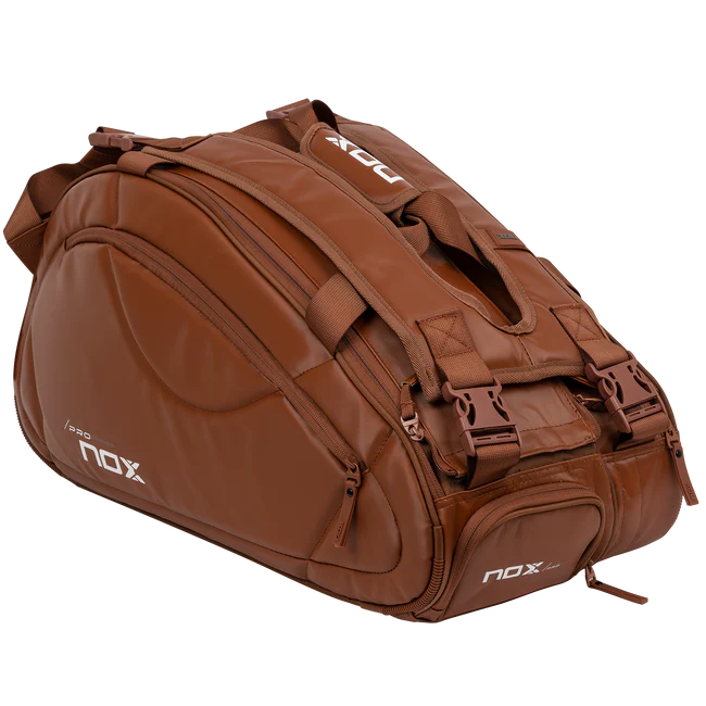 Abrir imagem na galeria, SACO DE PADEL NOX PRO SERIES CASTANHO CAMEL
