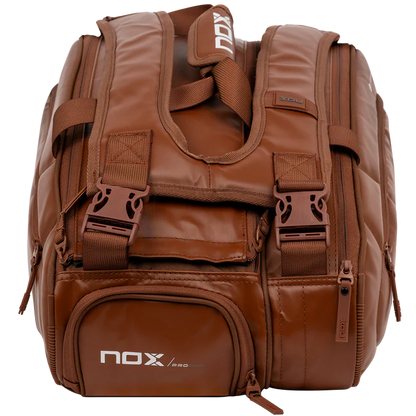 SACO DE PADEL NOX PRO SERIES CASTANHO CAMEL