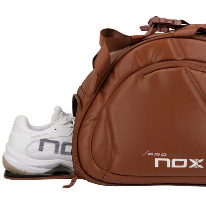 SACO DE PADEL NOX PRO SERIES CASTANHO CAMEL