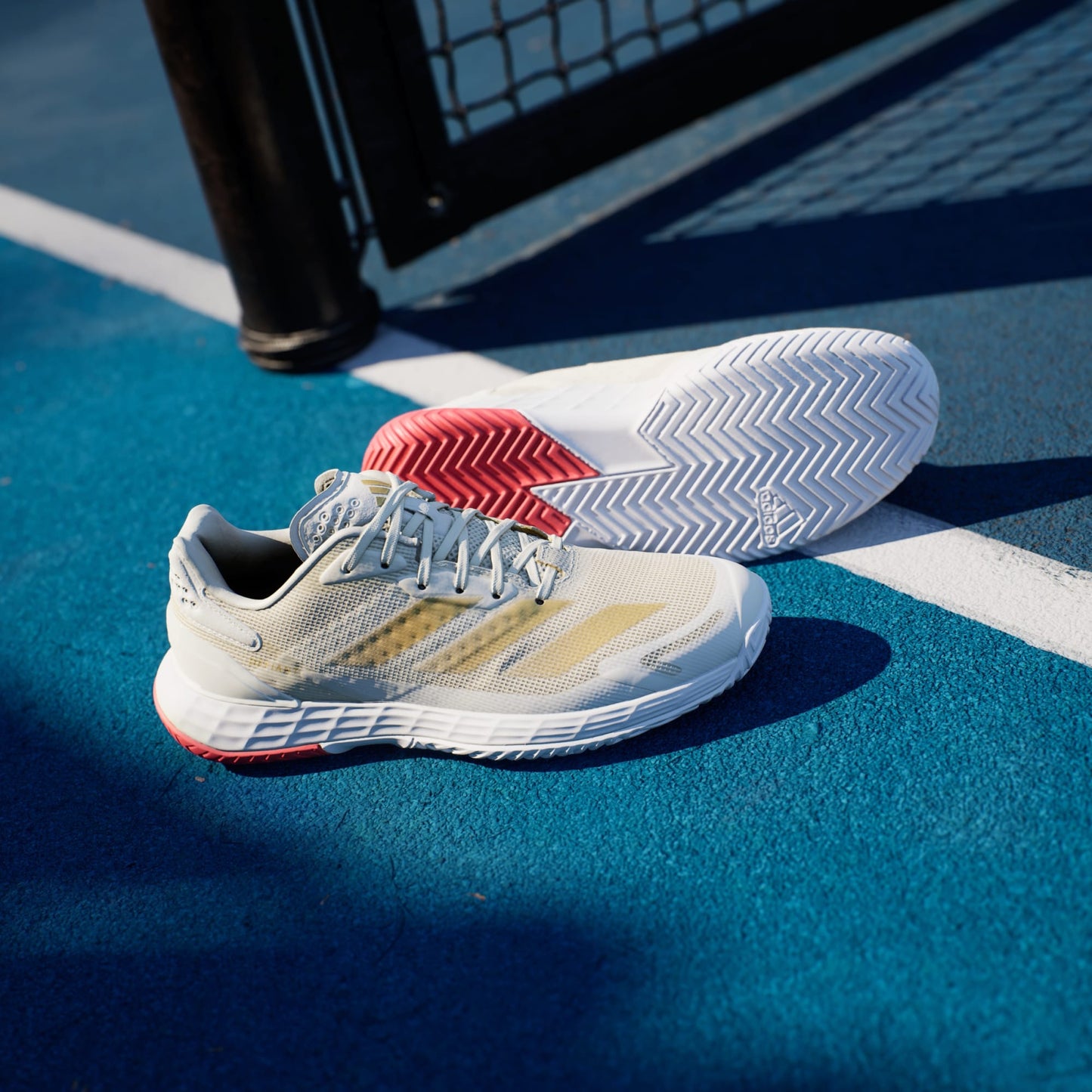 SAPATILHAs PADEL SENHORA ADIDAS DEFIANT SPEED 2 white/gold metallic