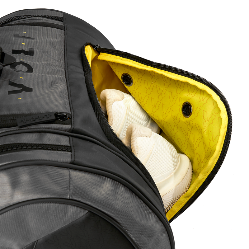 Abrir imagem na galeria, SACO DE PADEL VOLT PADELBAG GREY XL
