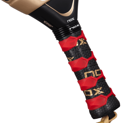RAQUETE DE PADEL NOX AT10 LUXURY GENIUS 18K ALUM 2026 by AGUSTIN TAPIA- PRÉ-VENDA