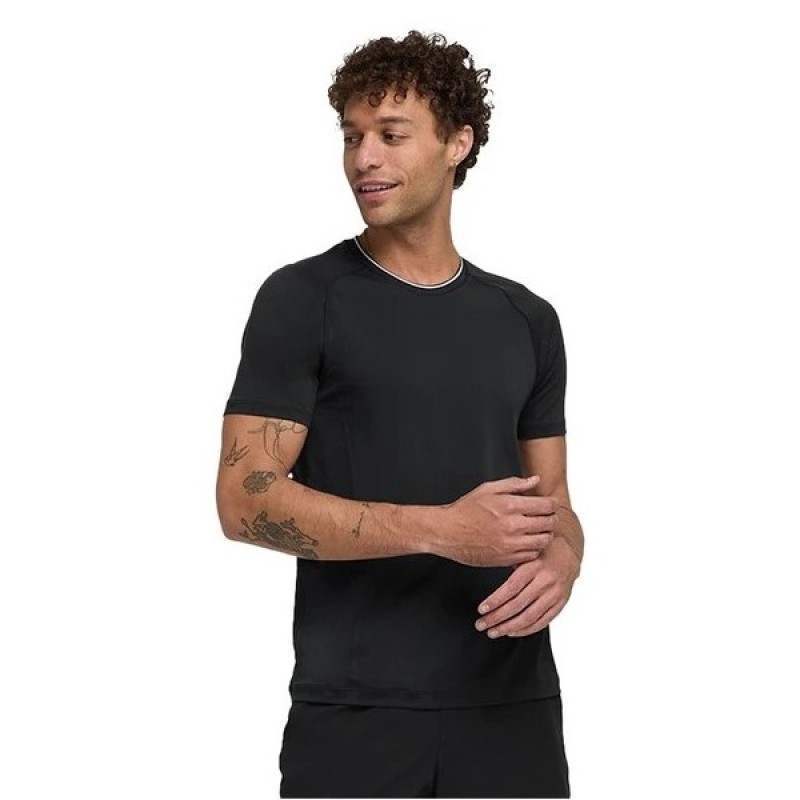 Carica immagine in Galleria Viewer, T-SHIRT HOMEM WILSON PRETO
