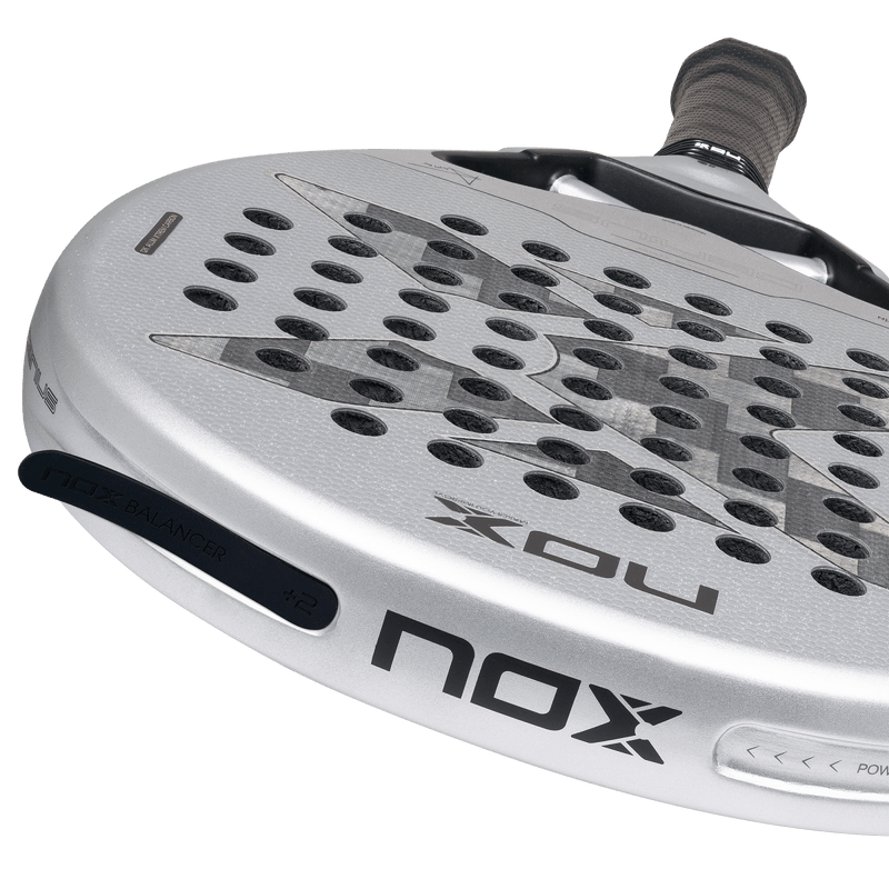 Abrir imagem na galeria, RAQUETE DE PADEL NOX GENIUS 12K ALUM XTREM 2027 by AGUSTÍN TAPIA - PRÉ-VENDA
