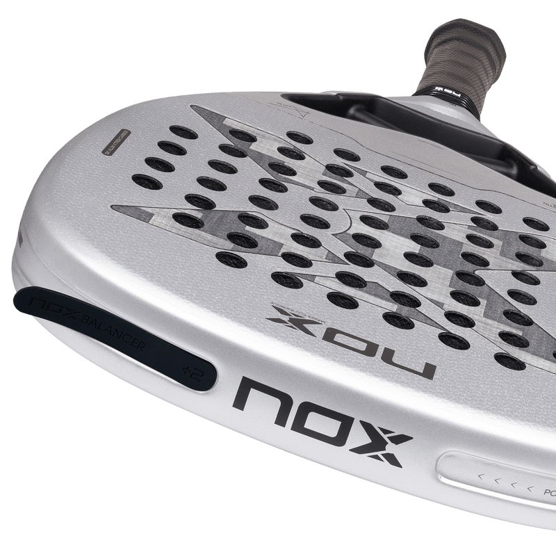 Abrir imagem na galeria, RAQUETE DE PADEL NOX GENIUS ATTACK 12K ALUM XTREM 2027 by AGUSTÍN TAPIA - PRE-VENDA
