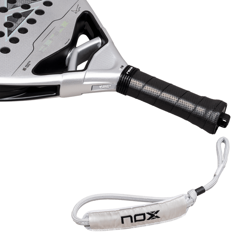 Abrir imagem na galeria, RAQUETE DE PADEL NOX GENIUS ATTACK 12K ALUM XTREM 2027 by AGUSTÍN TAPIA - PRE-VENDA
