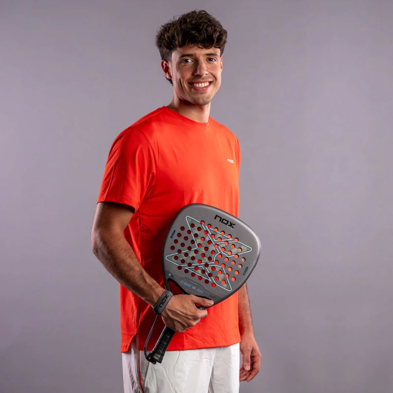 Laden Sie das Bild in Galerie -Viewer, RAQUETE DE PADEL NOX GENIUS ATTACK 18K ALUM 2027 by AGUSTÍN TAPIA - PRÉ VENDA
