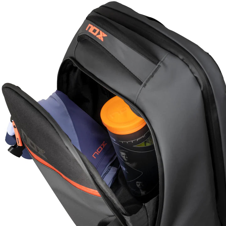 MOCHILA DE PADEL NOX  LUXURY OPEN SERIES PRETO/VERMELHO
