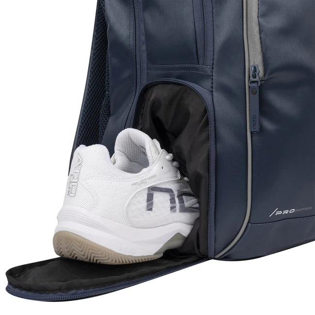 Carica immagine in Galleria Viewer, MOCHILA DE PADEL NOX PRO SERIES AZUL MARINHO
