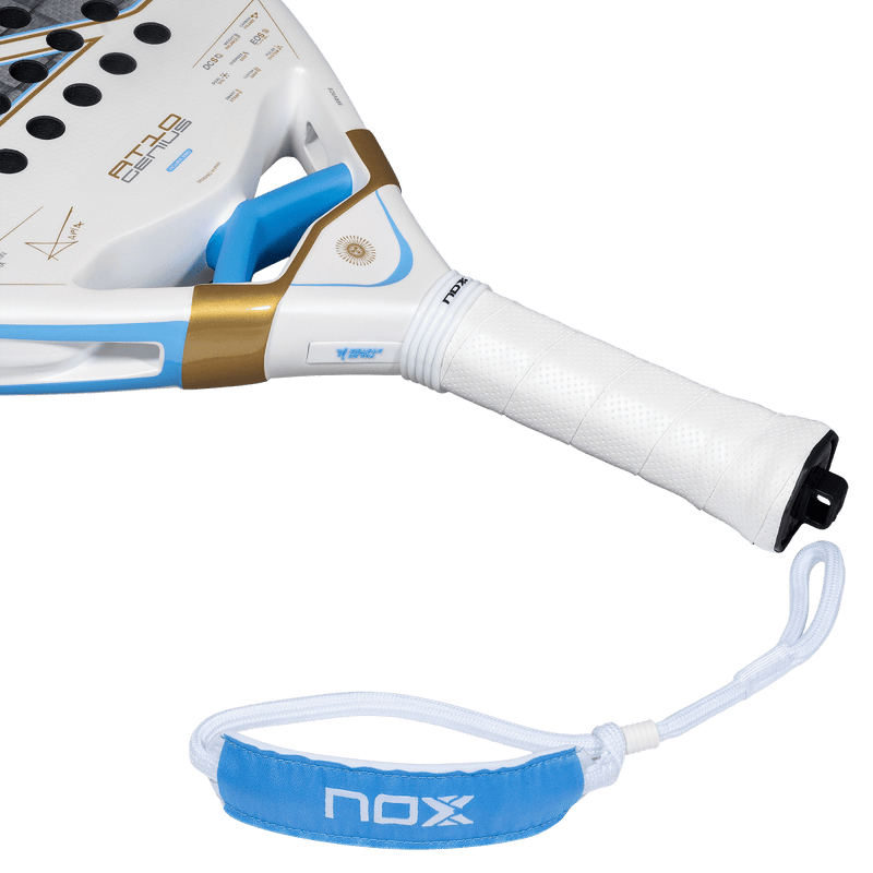 Cargue la imagen en el visor de la galería, PALA DE PÁDEL NOX AT10 LUXURY GENIUS 18K ALU 2026 by AGUSTIN TAPIA

