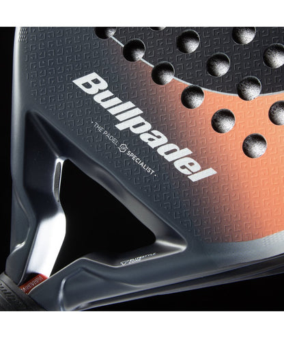 RAQUETE DE PADEL BULLPADEL ELITE W 26 de GEMMA TRIAY