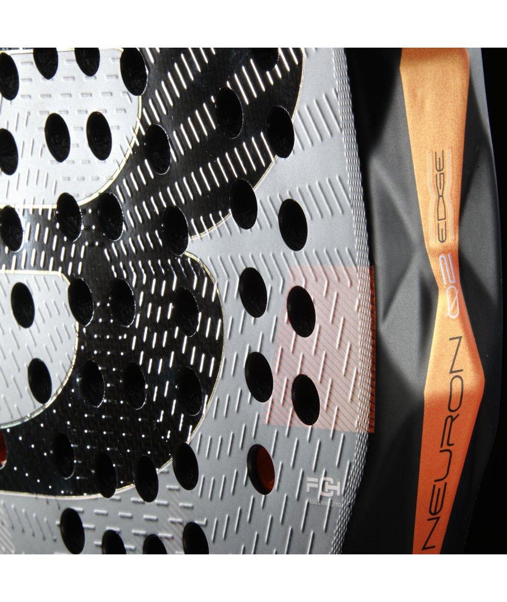 RAQUETE DE PADEL BULLPADEL NEURON 02 EDGE de FEDE CHINGOTTO
