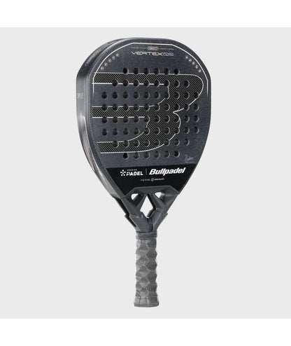 RAQUETE DE PADEL BULLPADEL VERTEX 05 GEO PP 26 de CARDONA