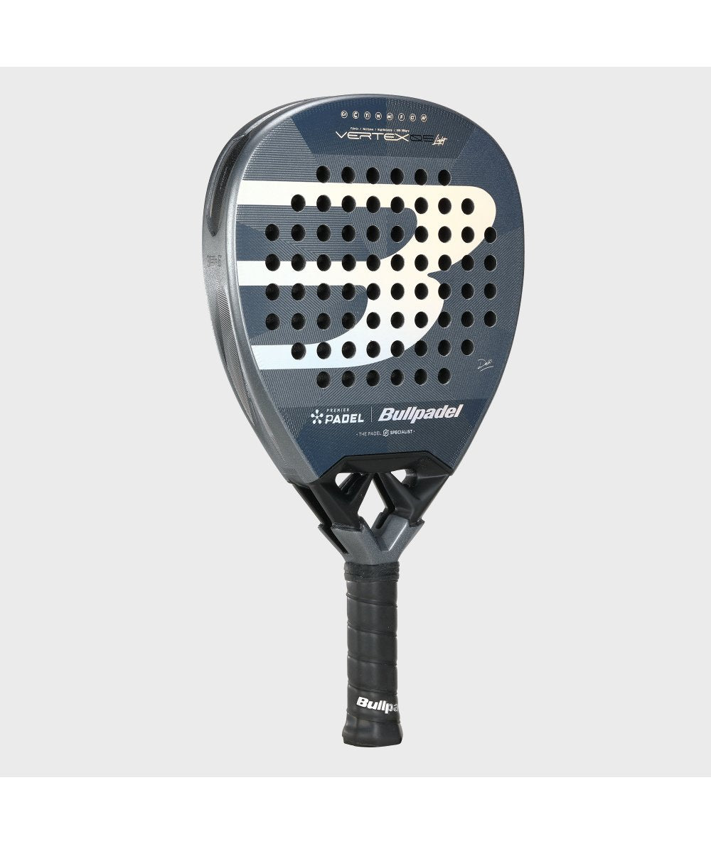 RAQUETE DE PADEL BULLPADEL VERTEX 05 LIGHT PP 26 de DELFI BREA