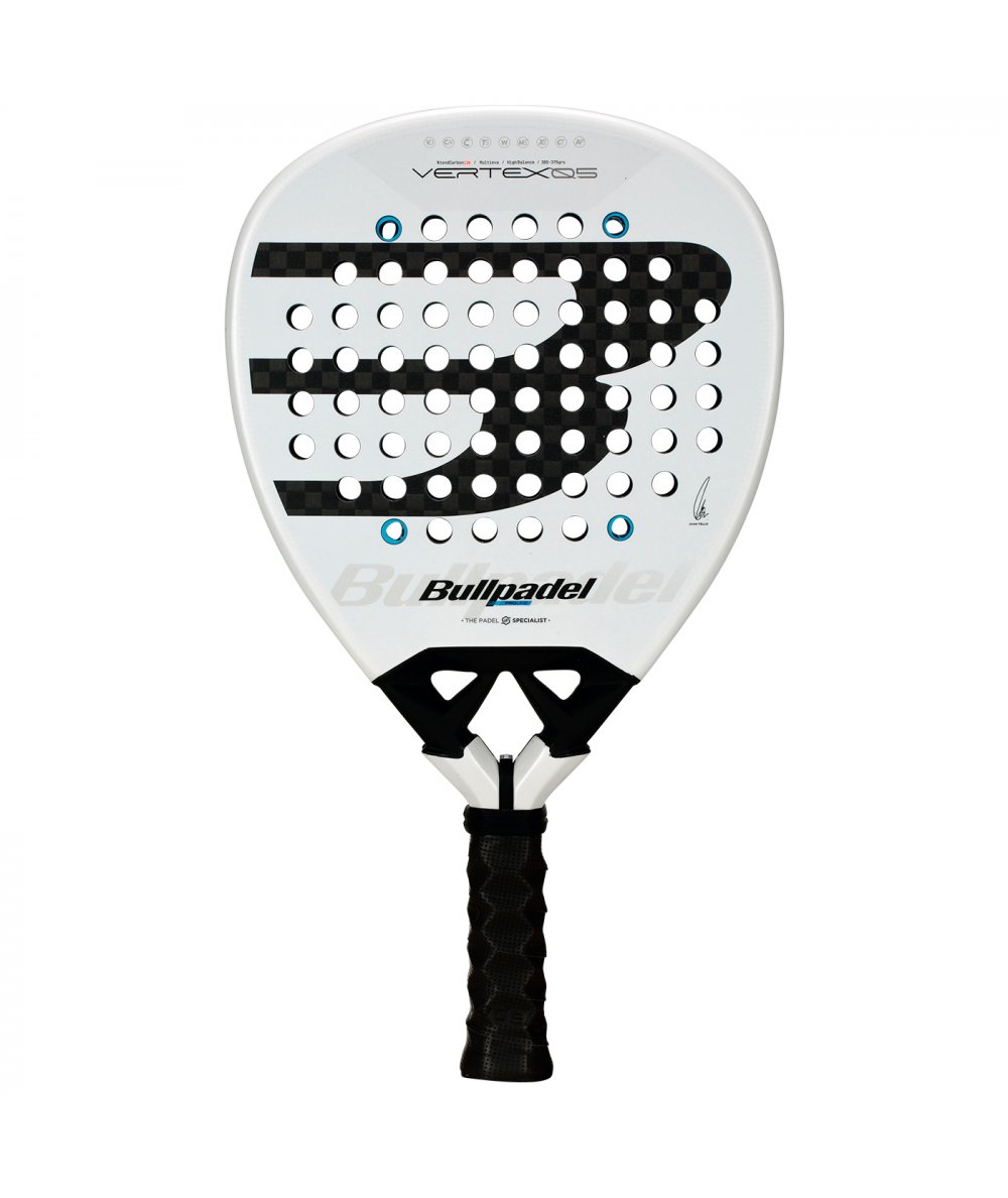 RAQUETE DE PADEL BULLPADEL VERTEX 05 de JUAN TELLO