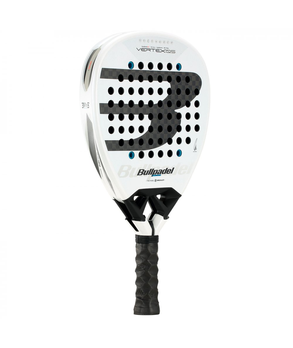 RAQUETE DE PADEL BULLPADEL VERTEX 05 de JUAN TELLO