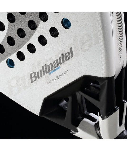RAQUETE DE PADEL BULLPADEL VERTEX 05 de JUAN TELLO