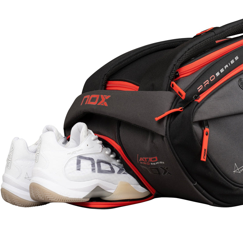 Carica immagine in Galleria Viewer, SACO DE PADEL NOX AT10 XXL
