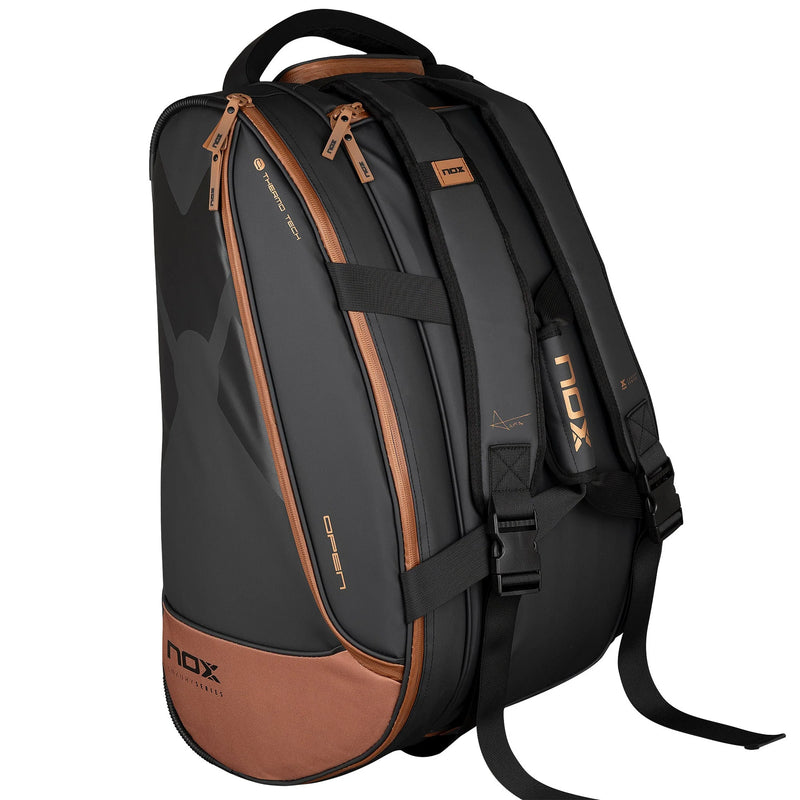 Abrir imagem na galeria, SACO DE PADEL NOX LUXURY OPEN SERIES PRETO/CASTANHO
