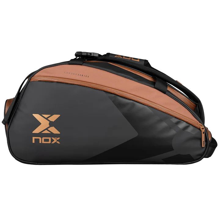 Abrir imagem na galeria, SACO DE PADEL NOX LUXURY OPEN SERIES PRETO/CASTANHO
